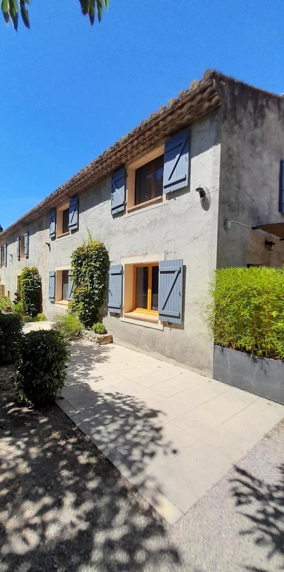 Le Mas Des Vergers Salon-de-Provence Exterior foto